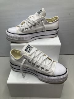 CONVERSE ALL STAR TRAINERS UK SIZE 3