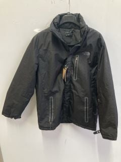 THE NORTH FACE MENS QUEST JACKET UK SIZE XL