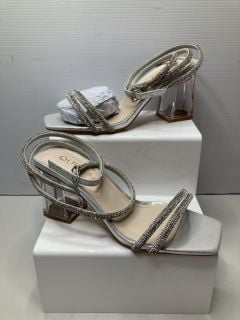 QUIZ CLOTHING WOMENS HEELS SIZE UK 7