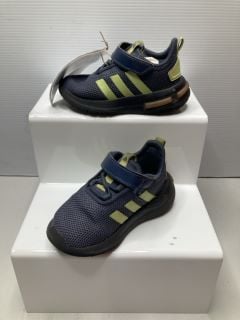 KIDS ADIDAS RACER TR23 UK SIZE 7