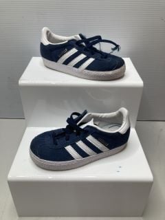 KIDS ADIDAS GAZELLE SIZE UK 8