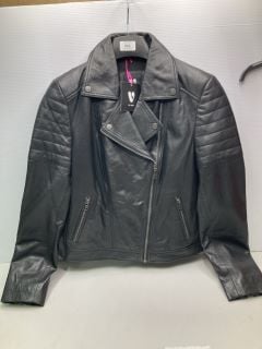 WOMENS LEATHER JACKET SIZE 14