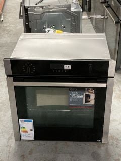 NEFF BUILT IN SINGLE OVEN MODEL: B6ACH7HH0B/87 RRP: £879.00