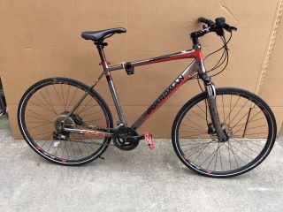 BOARDMAN COMP HYBRID BIKE (MPSS03177943)(VAT ONLY PAYABLE ON BUYERS PREMIUM)