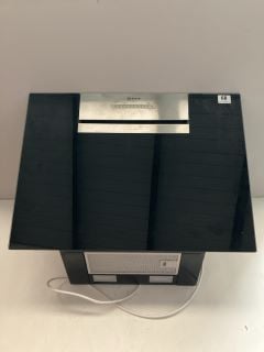 NEFF COOKER HOOD MODEL: D65IEE1S0B/01 RRP: £599.00