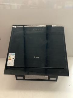 BOSCH COOKER HOOD MODEL: DWK67CM60B/01 RRP: £689.00