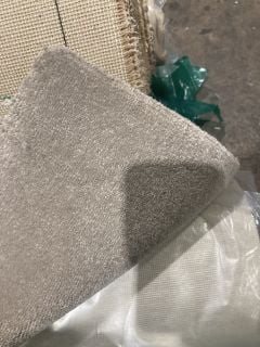 GREY TEXTURED SUPER SOFT FIBRE CARPET (5M)