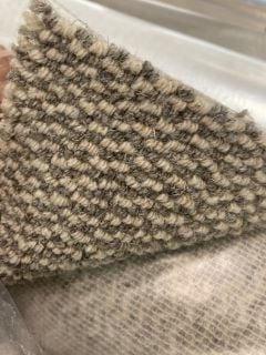 BROWN/BEIGE CHECKER OPEN LOOP BERBER MEDIUM FIBRE CARPET (4M)