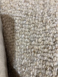 OFF WHITE OPEN LOOP BERBER SOFT FIBRE CARPET (4M)