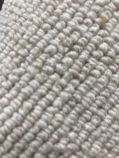 WHITE/BEIGE BERBER COARSE FIBRE CARPET (4M)