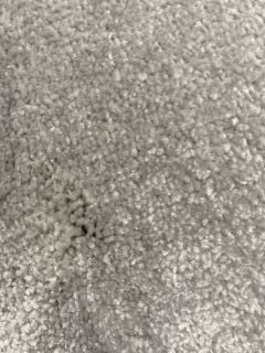 WHITE TEXTURED SUPER SOFT FIBRE CARPET (4M)