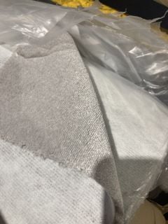 GREY TEXTURED SUPER SOFT FIBRE CARPET (5M)