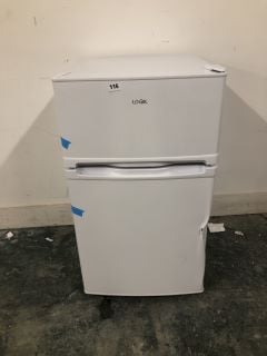 LOGIK UNDERCOUNTER FRIDGE FREEZER MODEL NO: LUC50W23