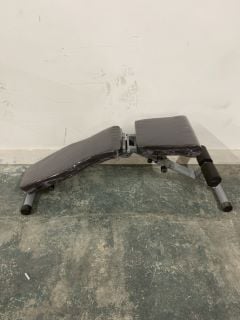 FOLDABLE SIT UP GYM BENCH