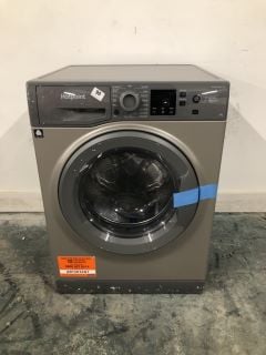 HOTPOINT ANTI-STAIN WASHING MACHINE IN GREY MODEL NO: NSWR 946 GK UK