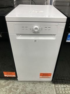 HOTPOINT SLIMLINE DISHWASHER MODEL HSFE1B19UKN RRP £319