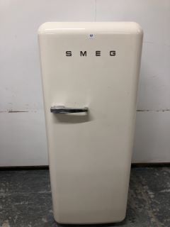 SMEG RIGHT HAND FRIDGE WITH ICE BOX MODEL: FAB28RCR5UK RRP £1399.00