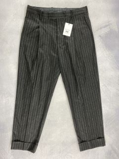 PAUL SMITH GENT'S FORMAL TROUSER. SIZE: 34, MADE FROM: 97% WOOL 2% ELASTANE 1% POLYAMIDE. RRP: £570