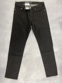 PAUL SMITH MEN'S TAPERED FIT JEAN. SIZE: 30, MADE FROM: 95% COTTON 4% POLYESTER 1% ELASTANE - WOVEN BLACK DENIM 15.5. RRP: £135