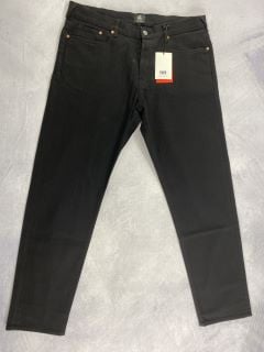 PAUL SMITH MEN'S CLASSIC FIT JEAN. SIZE: 36, MADE FROM: 76% COTTON 22% POLYESTER 1% RAYON 1% POLYURETHANE - WOVEN BL. RRP: £120