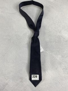 PAUL SMITH MEN TIE NARROW 6CM. MADE FROM: 100 SILK WOVEN. RRP: £100