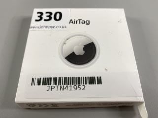 APPLE AIR TAG TRACKER IN WHITE. (WITH BOX)  [JPTN41952]