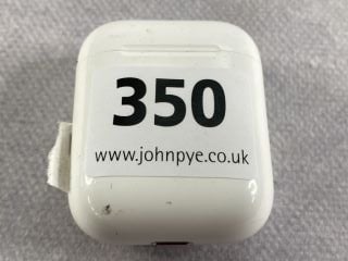 APPLE AIRPODS EARPHONES IN WHITE: MODEL NO A2031 A2032 A1602 (UNIT ONLY NO CHARGE CABLE)  [JPTN41786]