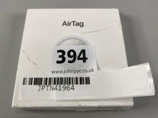 APPLE AIRTAG TRACKING DEVICE IN WHITE: MODEL NO A2187 (WITH BOX)  [JPTN41964]