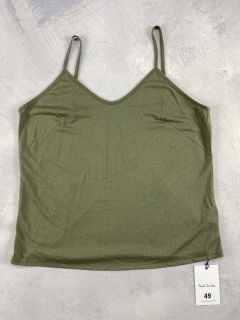 PAUL SMITH WOMEN'S TOP. SIZE: L, MADE FROM: 79% VISCOSE 10% POLYAMIDE 10% METAL FIBRE 1% ELASTANE. RRP: £165