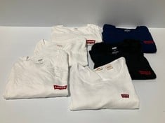 6 X LEVI'S T-SHIRTS VARIOUS MODELS AND SIZES INCLUDING BLACK T-SHIRT SIZE L - LOCATION 20B.