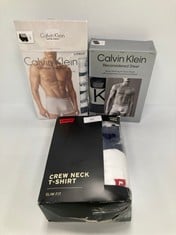 3 X CALVIN KLEIN AND LEVI'S UNDERWEAR VARIOUS SIZES INCLUDING CALVIN BRIEFS SIZE M - LOCATION 38A.