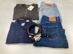 5 X LEVI'S GARMENTS VARIOUS MODELS AND SIZES INCLUDING DARK DENIM SIZE 38 -LOCATION 34A.