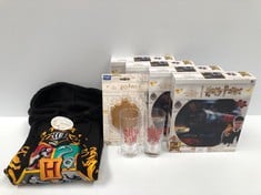 7 X HARRY POTTER ITEMS INCLUDING 3D PUZZLE - LOCATION 52C.