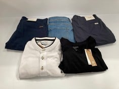 5 X JACK JONES CLOTHING VARIOUS SIZES AND MODELS INCLUDING BLACK SHIRT SIZE M - LOCATION 18A.