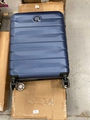 2 X MISCELLANEOUS ITEMS INCLUDING BLUE DELSEY PARIS SUITCASE.