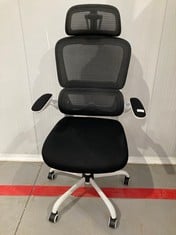 ERGONOMIC CHAIR SONGMICS BLACK COLOUR .