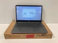 LAPTOP HP 15A-NB0000SL CHROMEBOOK 98GB (ORIGINAL RRP - €300.00) IN SILVER (WITH BOX AND CHARGER, KEYBOARD WITH FOREIGN DISTRIBUTION). INTEL CORE I3-N305, 7GB RAM, [JPTZ7595].