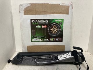 WINMAU DIAMOND PLUS SURROUND SET DARTBOARD TO INCLUDE POWERGLIDE POOL CUE: LOCATION - B1