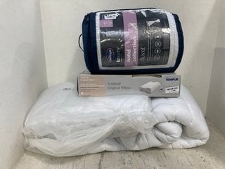 QTY OF ASSORTED BEDDING ITEMS TO INCLUDE TEMPUR ORIGINAL PILLOW & SILENTNIGHT LUXURY COLLECTION DUVET SIZE - DOUBLE: LOCATION - B1