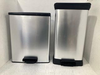 CURVER TRASH CAN IN BLACK TO INCLUDE CURVER 50L DECO BIN: LOCATION - B1