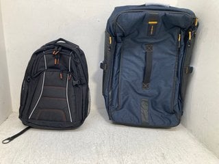 2 X ASSORTED LUGGAGE ITEMS TO INCLUDE SAMSONITE WHEEL SUITCASE IN DARK BLUE: LOCATION - B1