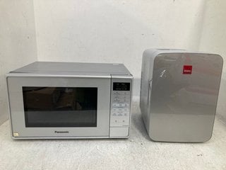 PANASONIC NN-E28JMM MICROWAVE OVEN IN SILVER TO INCLUDE SENSIO HOME 10L MINI FRIDGE & WARMER: LOCATION - B2