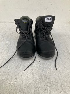 SAFETY JOGGER STEEL TOE CAP WORK BOOTS SIZE IN BLACK - UK 10: LOCATION - B2