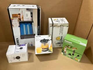 5 X ASSORTED ITEMS TO INCLUDE DANETT HAND BLENDER: LOCATION - B2