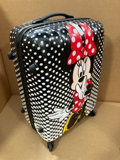 AMERICAN TOURISTER HARD SHELL SUITCASE IN MINNIE MOUSE DESIGN: LOCATION - B2