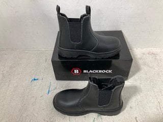 BLACKROCK DEALER SAFETY BOOT IN BLACK SIZE: UK 3: LOCATION - B3