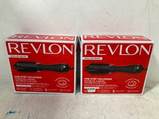 2 X REVLON ONE STEP VOLUMISER SMALLER BRUSH: LOCATION - B3