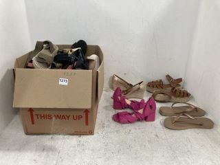 QTY OF ASSORTED SHOES TO INCLUDE PAIR OF WOMENS GOLD HEELED SANDALS SIZE: 6: LOCATION - BR7