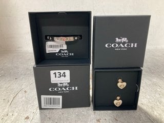 2 X COACH JEWELLERY ITEMS TO INCLUDE COACH NEW YORK BRACELET & COACH NEW YORK SET OF HEART SHAPED EARRINGS CONTAINING THE LETTER C: LOCATION - A5