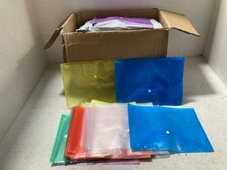 BOX OF ASSORTED POP BUTTON COLOURED FOLDERS: LOCATION - A18